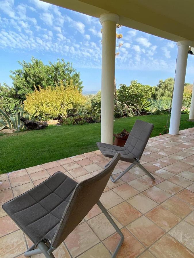 Villa Tranberg Suites Ferreiras Eksteriør billede